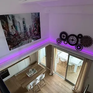 Appartement - 4 Personnes - Piscine, Fréjus